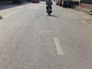 Ô tô tránh nhau, khu vực đang phát triển hàng ngày, huỳnh cung  thanh trì 62m2 x mt 5m