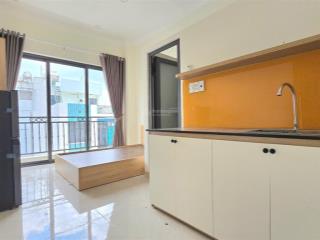 Cho thuê căn hộ studio ban công ngay bờ kè hoàng sa trường sa, quận tân bình