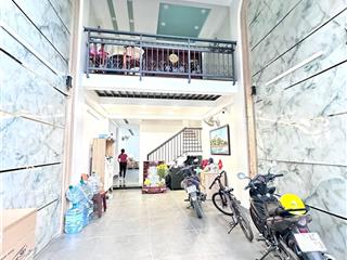 Nhà 6 tầng, 85m2 (4.5m x 19m), mặt tiền khu nội bộ ngay kinh dương vương, hồ học lãm, võ văn kiệt