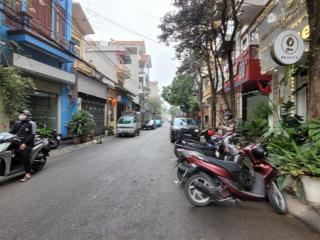 Phân lô  vỉa hè ô tô tránh  nhà 4 tầng 165 triệu/m2