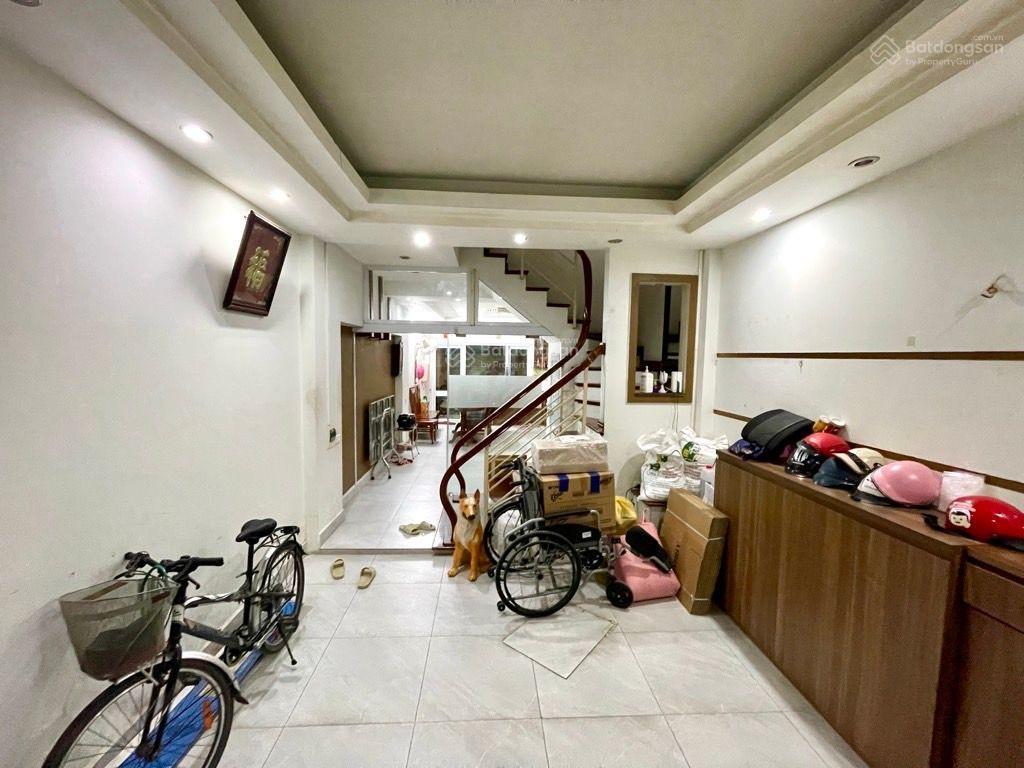 Nhà mới phố dương quảng hàm  cầu giấy 50m2*6 tầng hơn 15 tỷ  gara ô tô kinh doanh  6 tầng thang