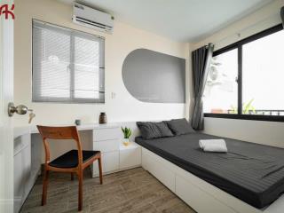 Căn hộ cao cấp 1pn1pk ban công full nội thất hiện đại ngay cầu ông lãnh bùi viện đường cô giang q1