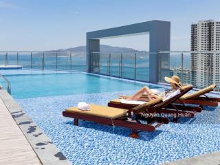 Bán căn hộ dqua view biển ngay trung tâm tp nha trang đã có sổ hồng
