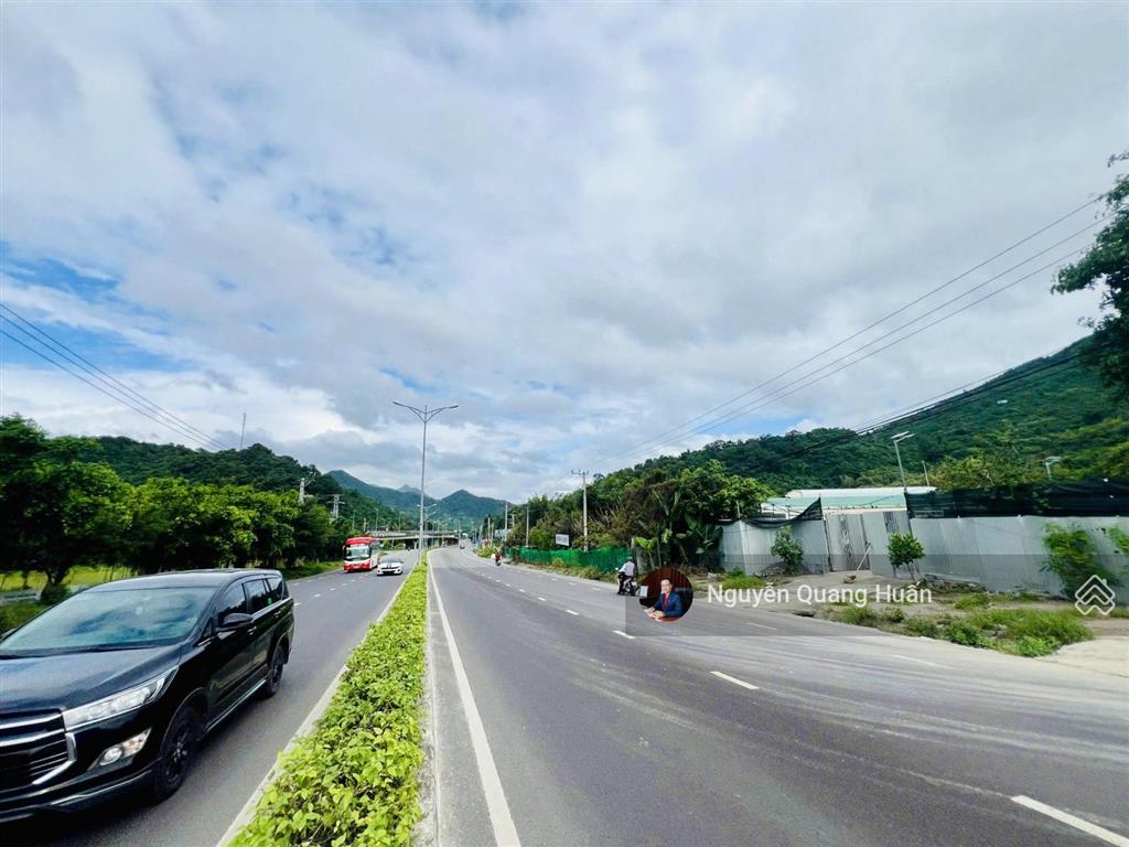 Lô góc 2 mặt tiền đẹp đường 2/4 nha trang giá đầu tư chỉ 23tr/m2