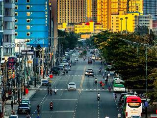 Cho thuê mặt bằng ngang hơn 12m mặt tiền đường ngay công viên cột cờ phường 2 tp vũng tàu