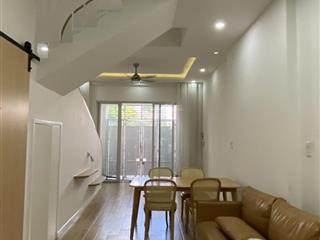 Bán nhà 3 tầng đẹp đường b6 tống văn quang, khu vcn phước hải. giá 4 tỷ 900tr
