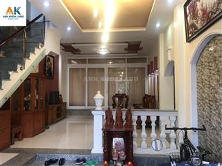 Bán gấp biệt thự góc 2 mặt tiền linh trung 165m2 ngang 12m gần ga metro có sân ôtô sổ đẹp hoàn công