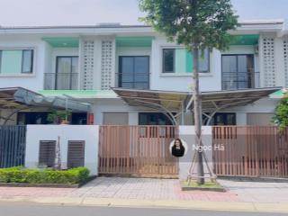 Duy nhất 1 căn 2 tầng sổ sẳn giá chỉ 2ty8
