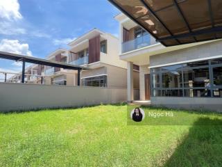 Biệt thự đơn lập 250m2 thanh toán 1ty950 nhận nhà