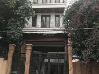Cho thuê nhà mặt phố lò đúc dt 80m2 x 7 tầng, mt 5,5m, nhà mới, pccc đầy đủ, thang máy, giá 80tr