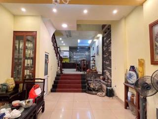 Cho thuê nhà riêng ngõ 532 minh khai, dt 80m2 x 4t, nhà mới full đồ chia 4 ngủ, giá 15tr.