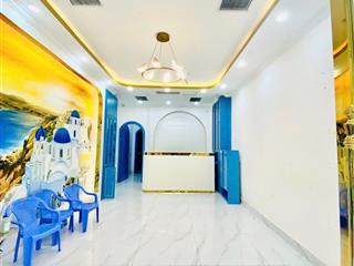 Cho thuê nhà khu phan xích long  phú nhuận
