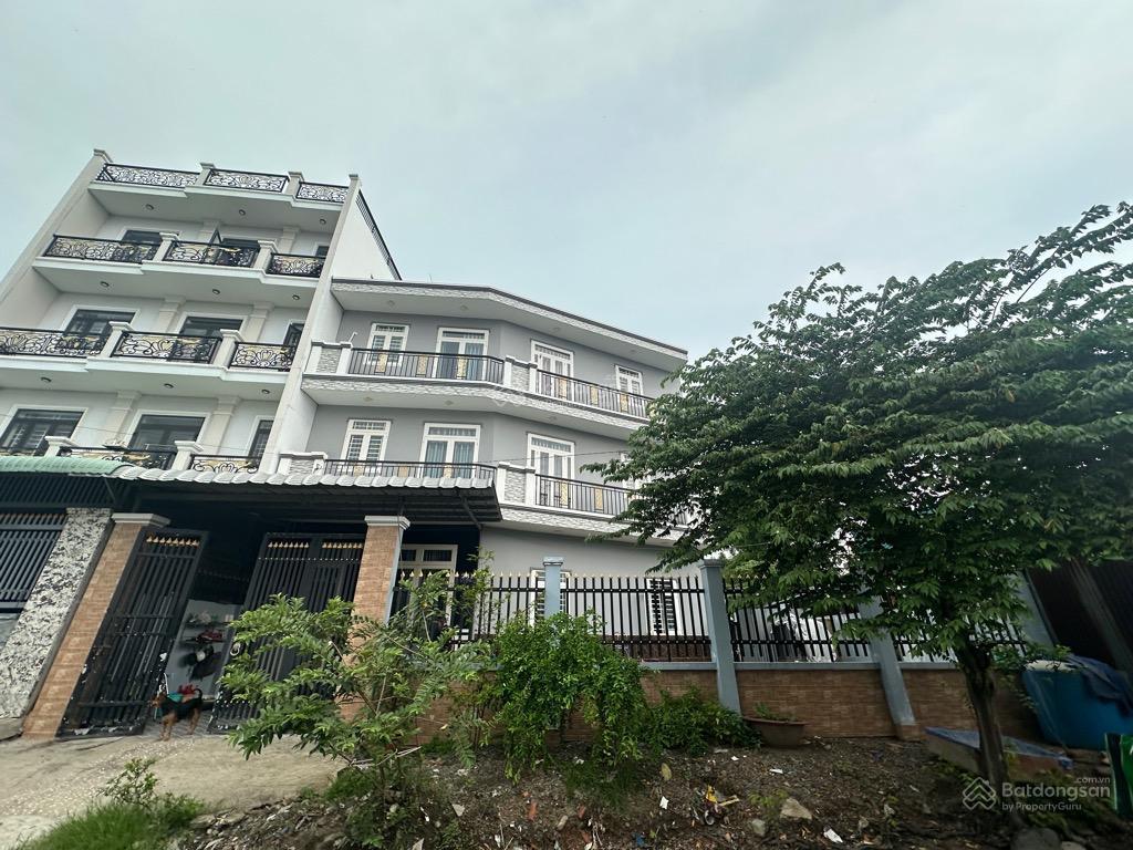 Bán đất tặng nhà c4 full thổ cư dt 320m2 ngay trần đại nghĩa có thu nhập 30tr/tháng nhỉnh 11 tỷ