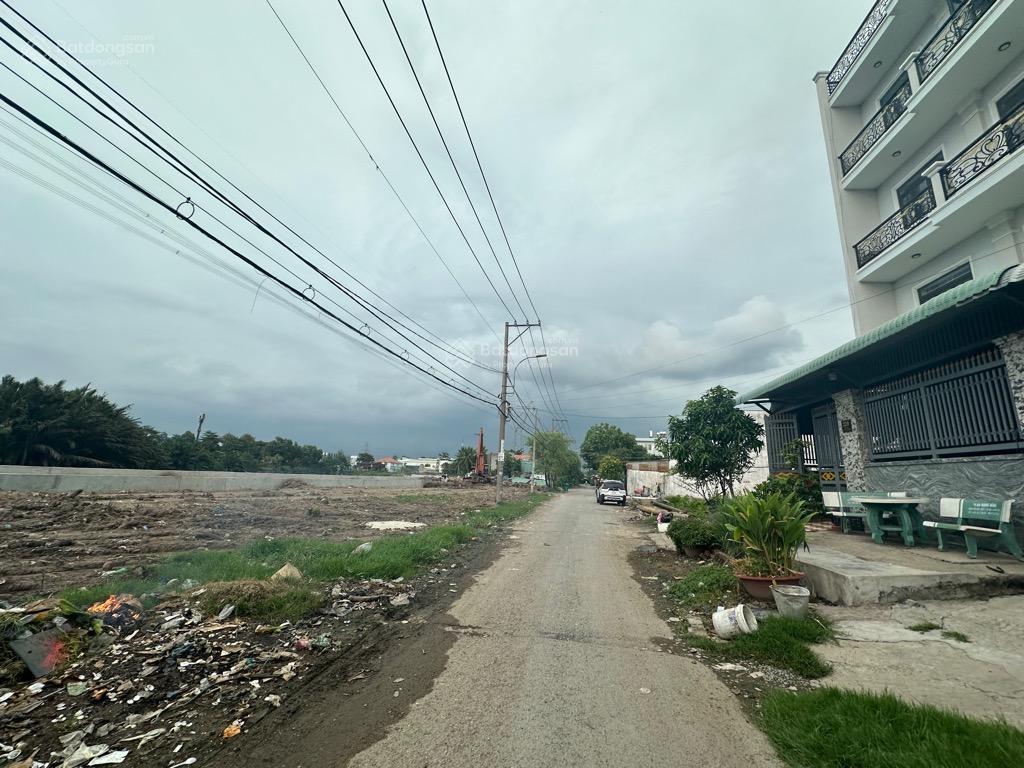 Bán đất tặng nhà c4 full thổ cư dt 320m2 ngay trần đại nghĩa có thu nhập 30tr/tháng nhỉnh 11 tỷ