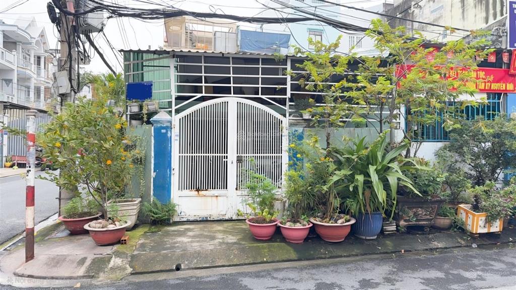 Bán đất tặng nhà c4 ngay khu đồng bộ tên lửa dt 4 x 20m chỉ nhỉnh 7 tỷ