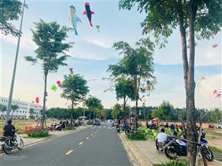 Hàng cực ngộp chủ bán gấp lô đất 95m2 ngay khu stc, vị trí đẹp đối diện công viên, shr