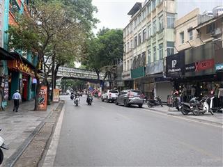 Siêu hiếm  mặt tiền khủng 10m  bán nhà phố hàng cót, hoàn kiếm . dt 50/54m2 x 5t thang máy 52 tỷ