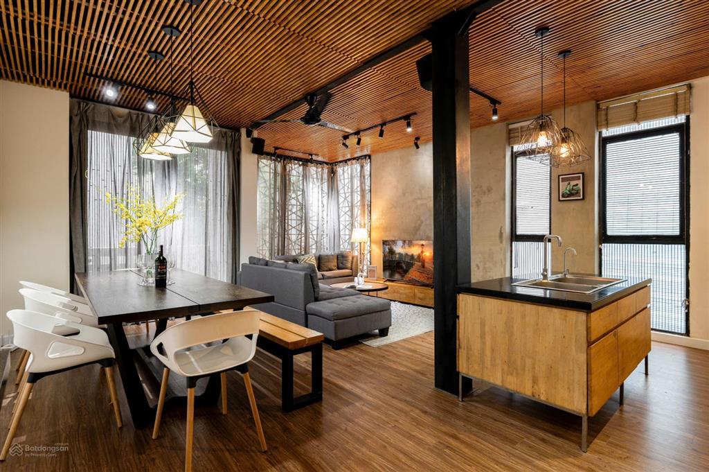 Bán nhanh căn nhà mt bùi tá hán, q2 không lỗi phong thủy. nhà 5 tầng. hđt 68tr/th. giá 20 tỷ tl