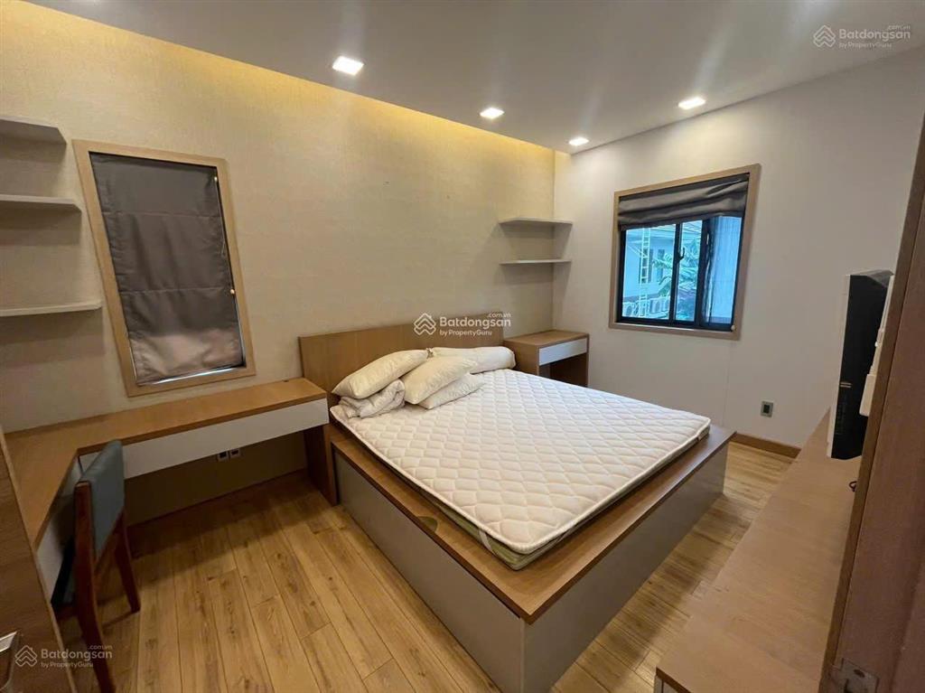 Cho thuê biệt thự valora fuji 13mx13m 2l3pn gần liên phường, đỗ xuân hợp.  0901 193 ***