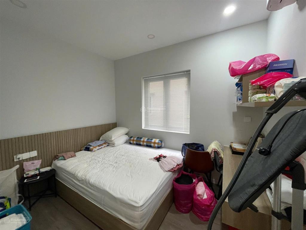 Cho thuê nhà rio vista từ 16tr gần gia hòa, đỗ xuân hợp 5x15m 3 lầu 4pn, gara.  0901 193 ***