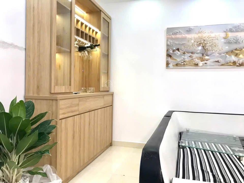 Cho thuê biệt thự 190m2 3l4pn gần gia hoà, đỗ xuân hợp, globalcity.  0901 193 ***