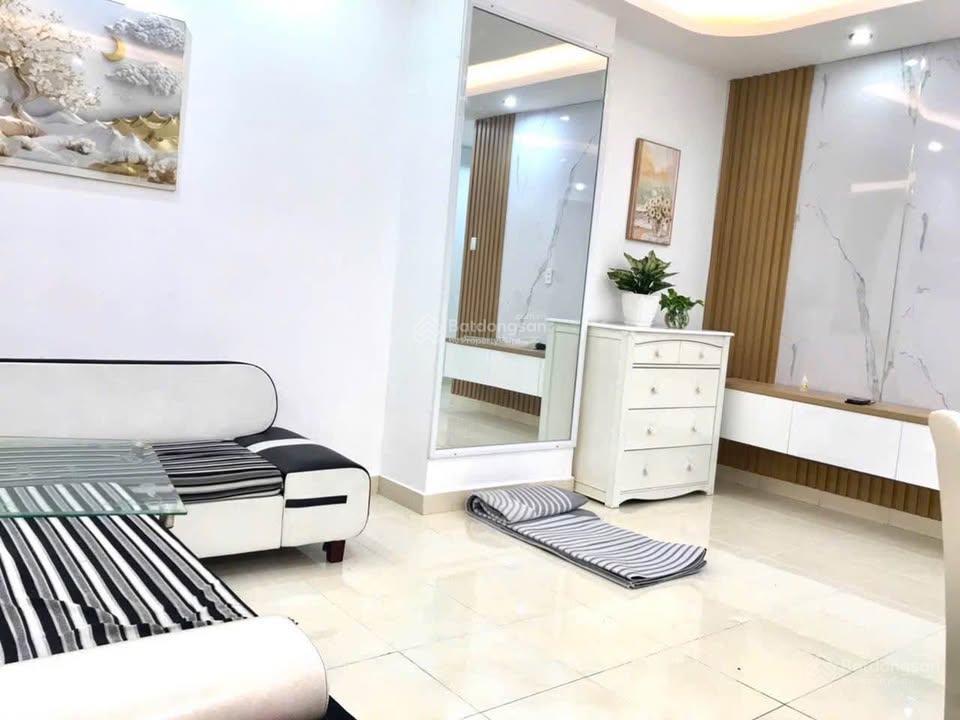 Cho thuê biệt thự 190m2 3l4pn gần gia hoà, đỗ xuân hợp, globalcity.  0901 193 ***