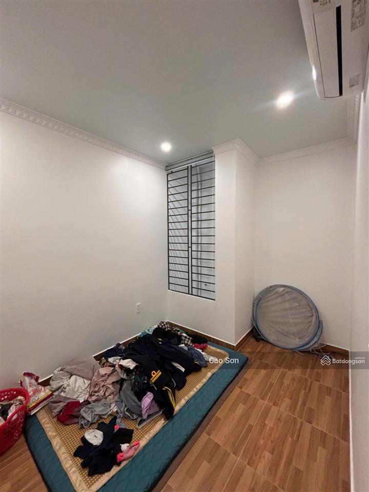 Bán nhà mới xây tái định cư sao sáng, ngô gia tự, độc lập, 40m2 x 4 tầng, ô tô đỗ cửa, 4,6 tỷ