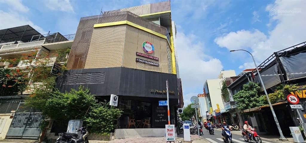 Siêu phẩm góc 2 mặt tiền phạm văn hai p.1 tân bình hđt katinat thuê 145tr/tháng giá 31 tỷ