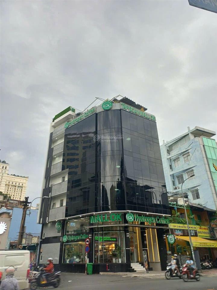 Góc 2 mặt tiền đường tân sơn nhì 10x19m 4 tầng hđt 170tr/tháng giá 41 tỷ