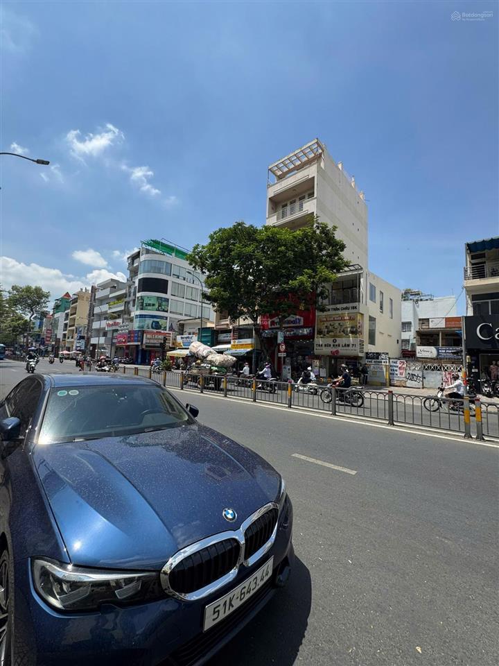 Chính chủ kẹt tiền bán nhanh lô đất xây tòa nhà đã có gpxd hầm 8 tầng 12x22m giá 45 tỷ