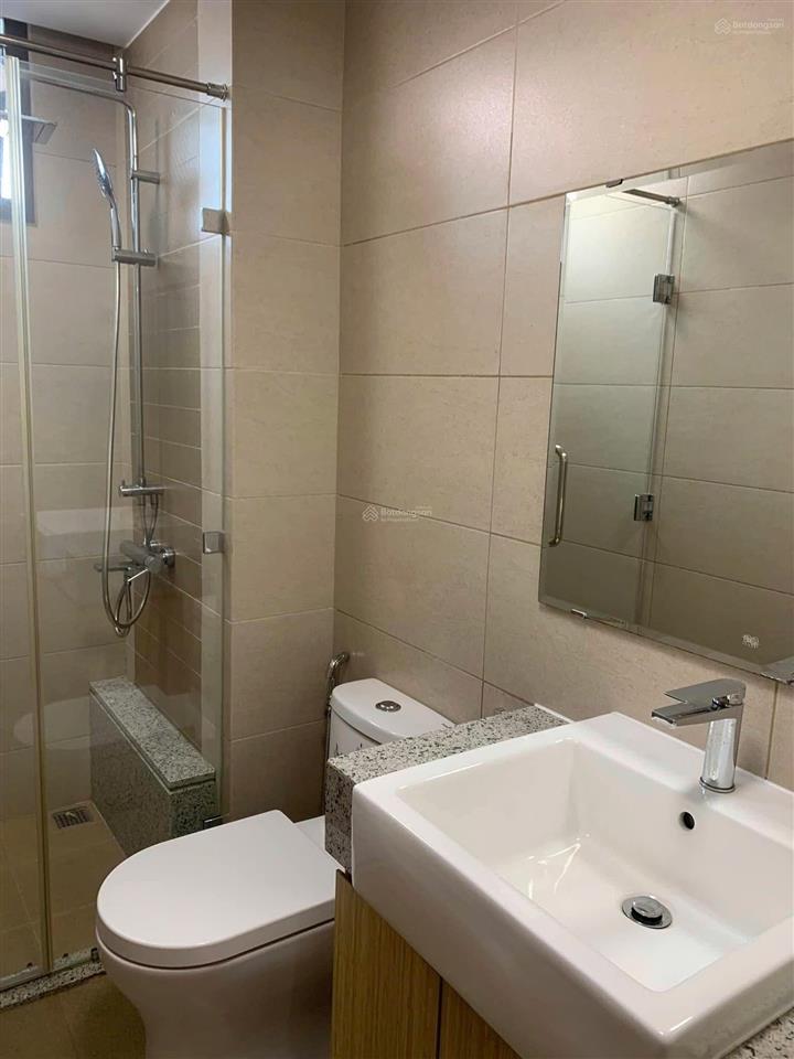 Bán căn 2pn 2wc 71m2 emerald celadon city, lầu 8, view công viên, full nội thất, giá 5,5 tỷ bao hết