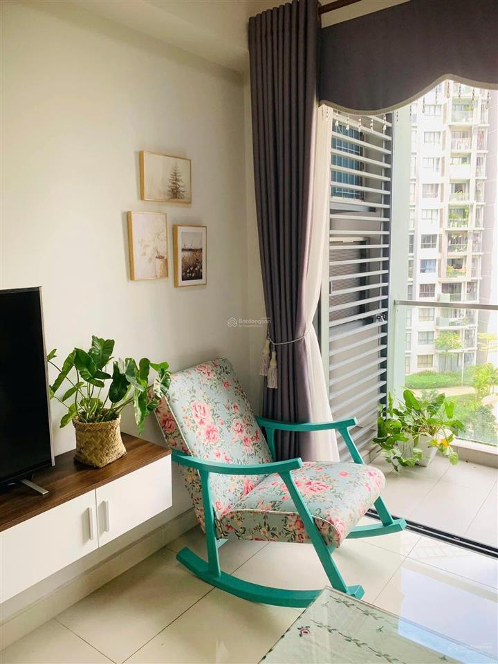 Bán căn 2pn 2wc 71m2 emerald celadon city, lầu 8, view công viên, full nội thất, giá 5,5 tỷ bao hết