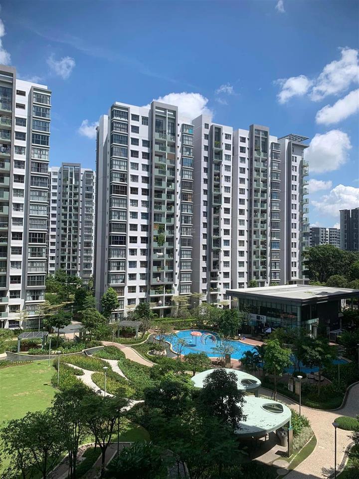 Bán căn 2pn 2wc 71m2 emerald celadon city, lầu 8, view công viên, full nội thất, giá 5,5 tỷ bao hết