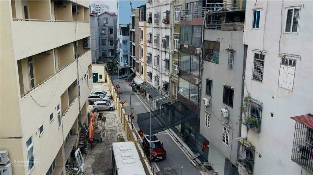 Bán nhà phân lô cán bộ lê văn hiến, đức thắng, bắc từ liêm, hn. ngõ rộng, 1 nhà ra ô tô tránh...