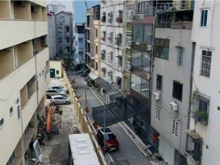 Bán nhà phân lô cán bộ lê văn hiến, đức thắng, bắc từ liêm, hn. ngõ rộng, 1 nhà ra ô tô tránh...