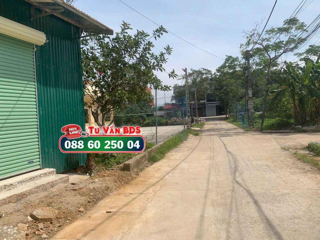 Đất Phú Nghĩa,  Thửa đất 378,6m² Bám QL6 cách 800m, đường ô tô