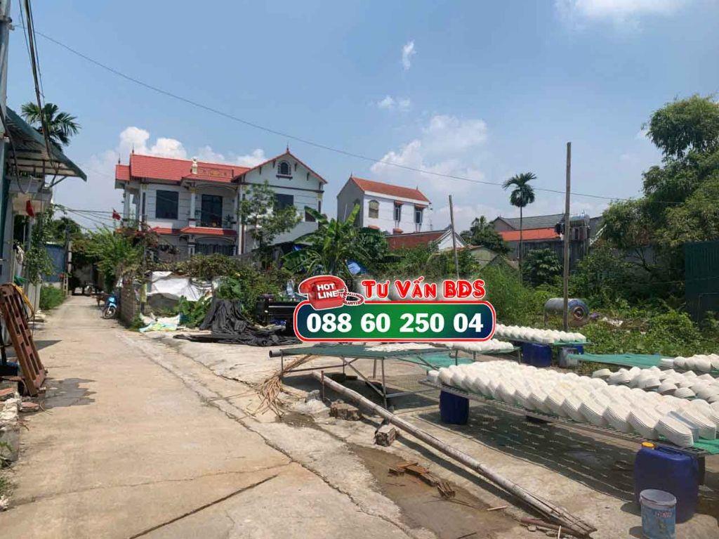 Đất Phú Nghĩa,  Thửa đất 378,6m² Bám QL6 cách 800m, đường ô tô
