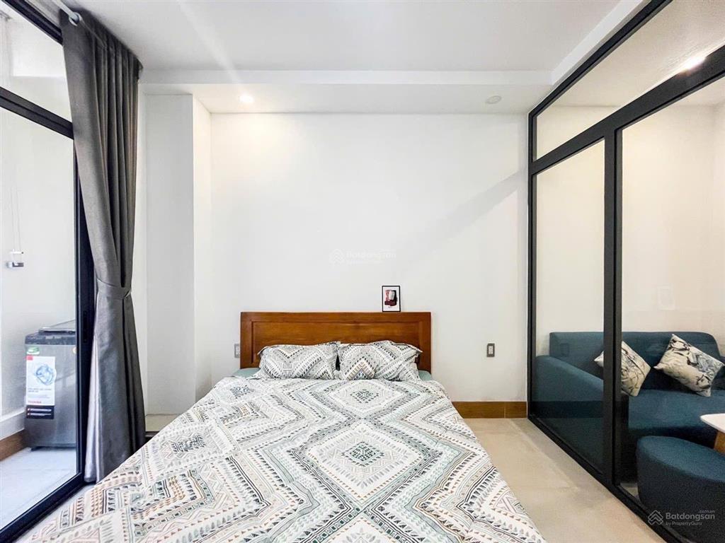 Cho thuê căn hộ dịch vụ 1 pn 40m2 tại phan xích long sát bên q1  máy giặt riêng, bếp hút mùi