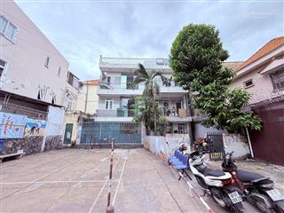 Hàng khủng diện tích lên tới 130m2  4 tầng đang sửa đẹp  hẻm xe hơi siêu lớn  có sân thể thao