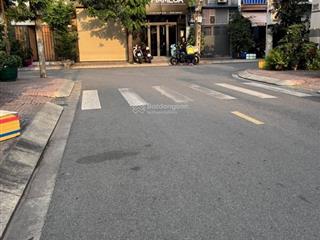 Rất gấp bán  khu sân bay  338m2  36 tỷ  hxh tránh 8m thông nguyễn thái bình hoàng văn thụ