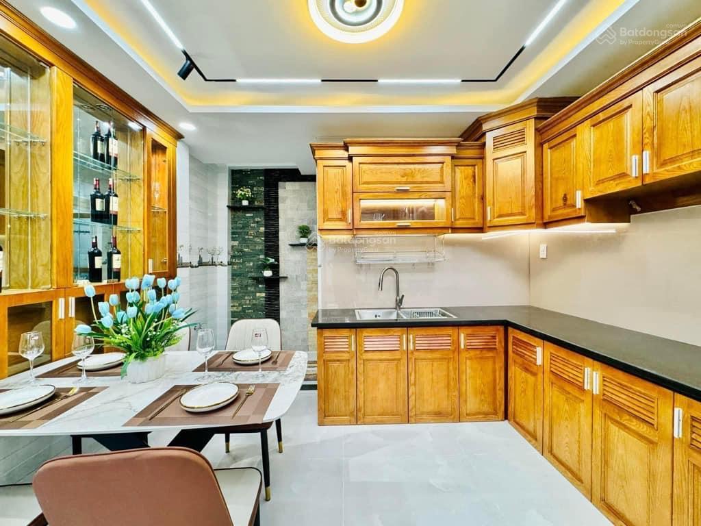 Cực phẩm hxh quận 5 nguyễn chí thanh  5 tầng  52m2  chỉ 9.2 tỷ