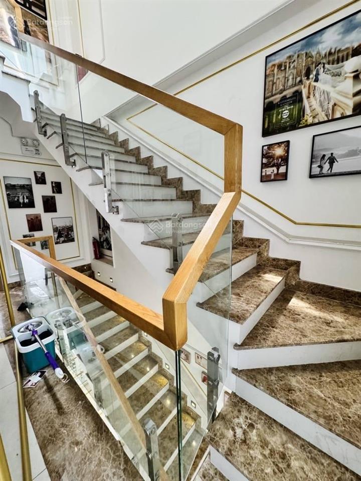 Đẳng cấp toà nhà văn phòng 6 tầng  82m2  hxh tránh 10m  dòng tiền 50 triệu  chỉ 18.5 tỷ