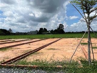 Bán đất tt hậu nghĩa, 4x25m, ra vin hậu nghĩa 800m, sổ hồng riêng, cách hcm 45p, chỉ 1 tỷ 2