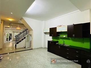 Chỉ 7.2 tỷ  ngay ngã tư bảy hiền phường 4 tân bình  dt 68m2 [4x17]m, 2 tầng  cách mặt tiền 2 căn