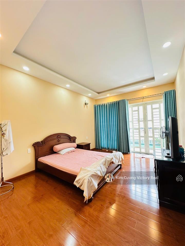 Bán nhà hxh 6m bành văn trân p.7 tân bình  dt 97m2  2 tầng nhà đẹp sân xe hơi  giá 12.99 tỷ tl