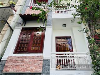 Bán nhà hẻm 43 cộng hòa  hxh 6m khu sang  dt 46.2m2 [4.15x11]m nở hậu 4.25m  3 lầu  chỉ 10,8 tỷ