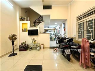 Chỉ 8.7 tỷ tl  bán nhà đường nhất chi mai  dt 4.6m x 12.15m nở hậu 4.75m  lửng 2 lầu