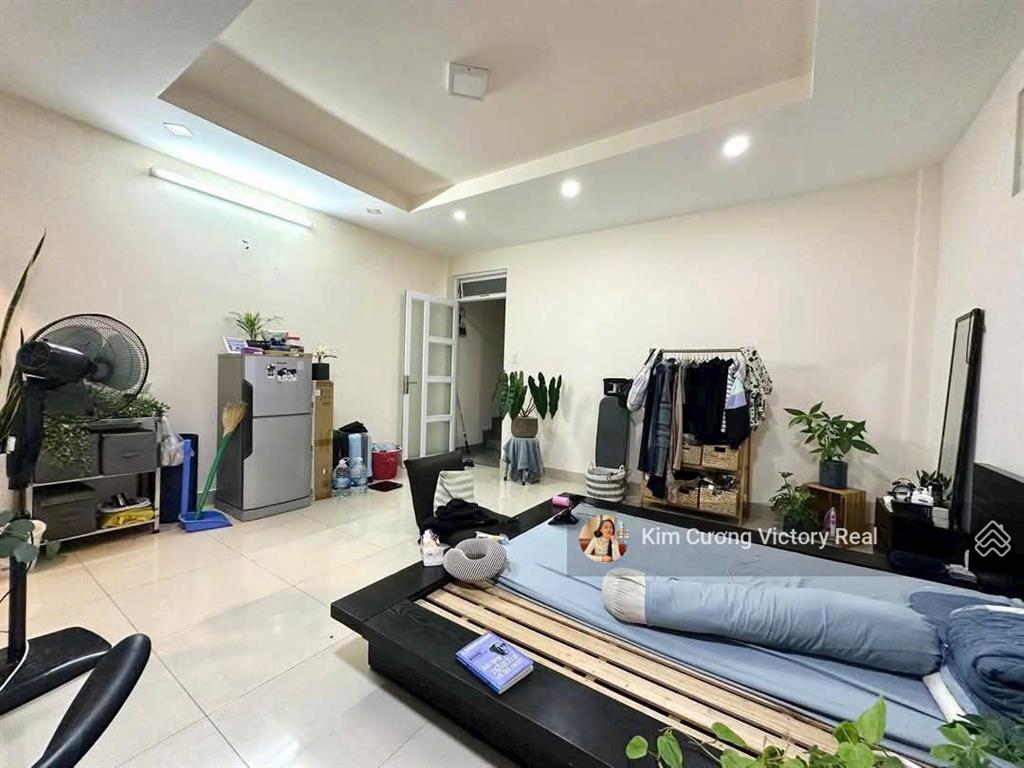 Chỉ 8.7 tỷ tl  bán nhà đường nhất chi mai  dt 4.6m x 12.15m nở hậu 4.75m  lửng 2 lầu