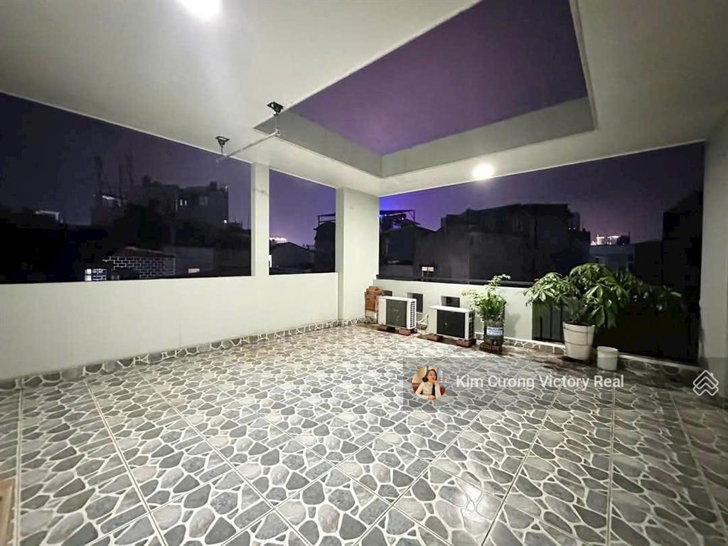 Chỉ 8.7 tỷ tl  bán nhà đường nhất chi mai  dt 4.6m x 12.15m nở hậu 4.75m  lửng 2 lầu