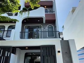 Kẹt tiền bán gấp căn nhà đang cho thuê ở ngay chợ bờ ngựa, đường hưng nhơn, 5mx18,8m, giá 1 tỷ 1.